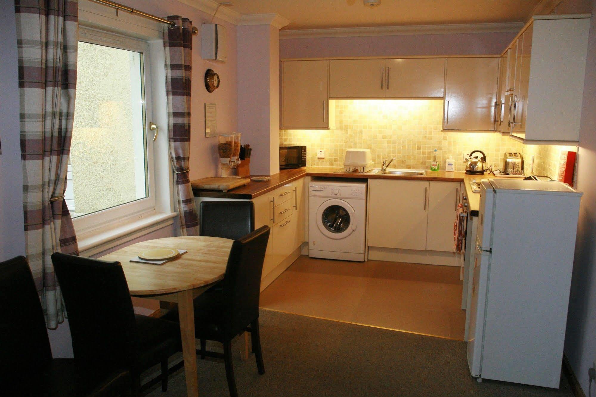 Glenlochy Nevis Bridge Apartments Fort William Eksteriør billede