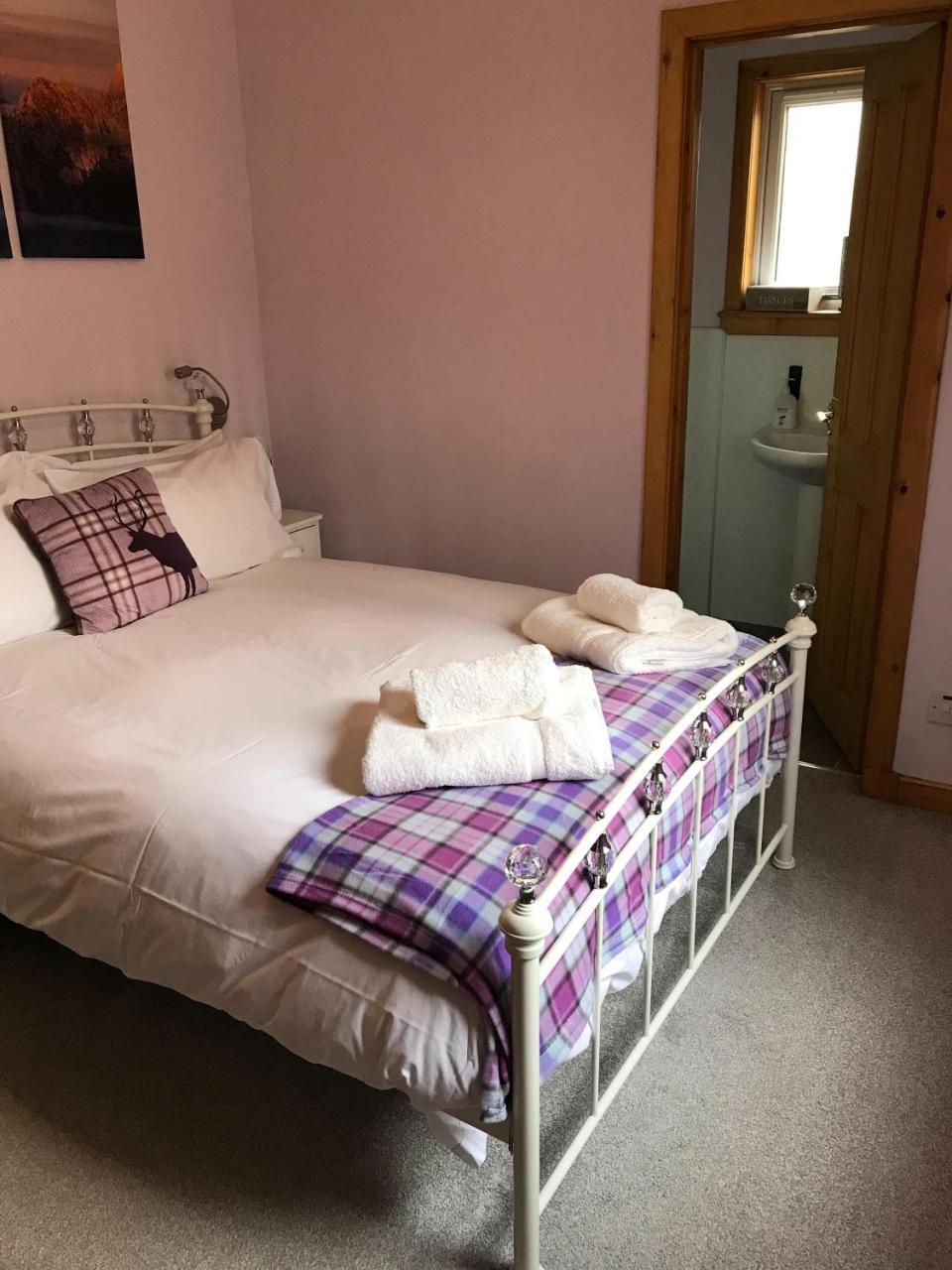 Glenlochy Nevis Bridge Apartments Fort William Eksteriør billede